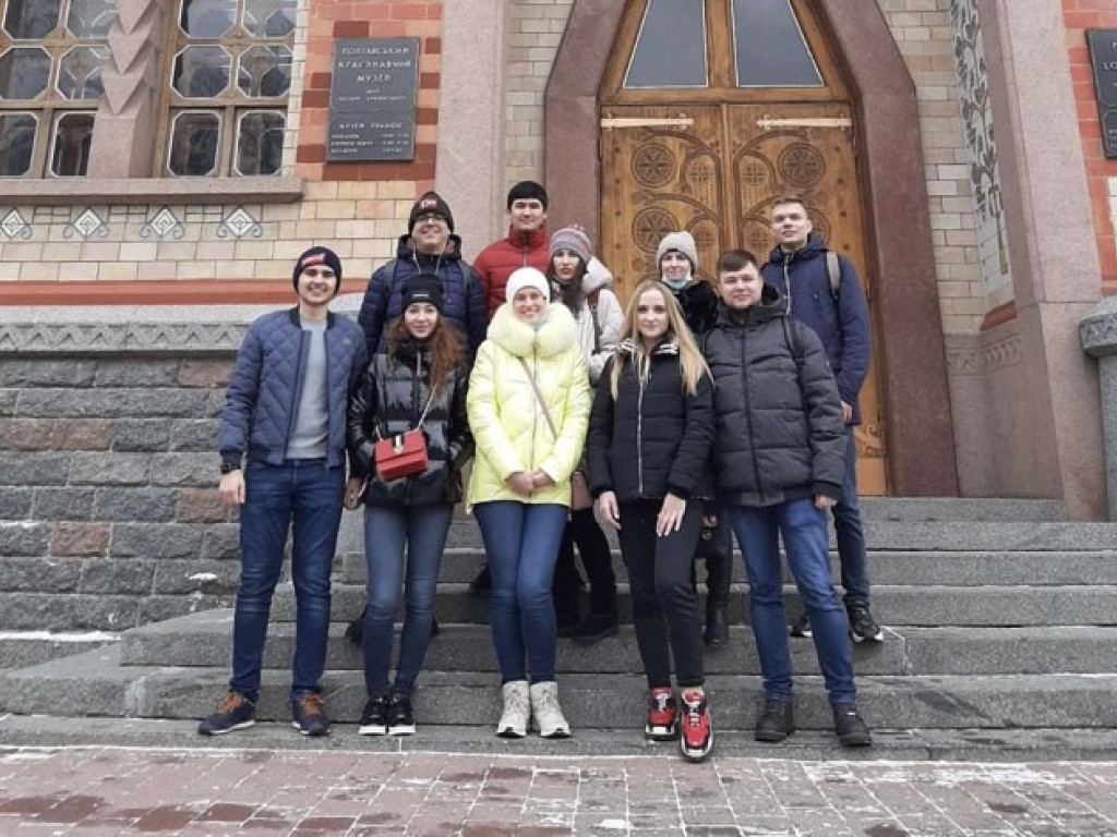 Співробітники кафедри та лікарі-інтерни відвідали Полтавський краєзнавчий музей імені Василя Кричевського